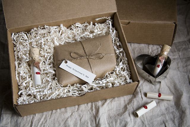 Crinkle used as a packing material